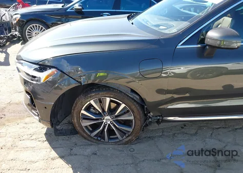 2022 Volvo Xc60 Recharge Plug-In Hybrid T8 Inscription Expression Extended Range из США, поврежденный, VIN YV4H60DZ0N1054004